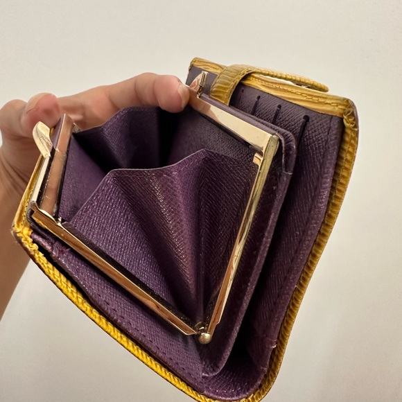 Louis Vuitton yellow epi leather wallet - Picture 7 of 7